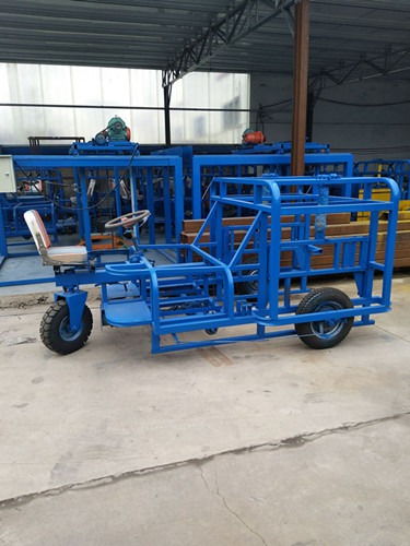 高效環(huán)保建材生產(chǎn)助手 小型免燒磚拉磚車與水泥磚設(shè)備解析